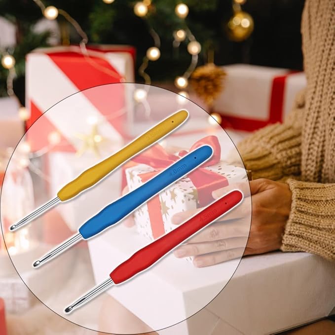 Crochet Hooks 3.5mm 4.0mm 4.5mm Crochet Needles QLRFFLJOY 3 pcs Crochet Hook Set DIY Yarn Weaving Tools for Knitting Gloves, Shoes, Bags, Hats, Socks, Scarf