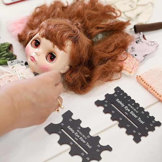 BENECREAT 2Pcs Wooden Safety Eyes Sizer Tool, 4~32mm Diameter Measuring Ruler, Crochet Tool for DIY Craft, Plush Bear Eye Installation, Doll Making, 3x6.3inch