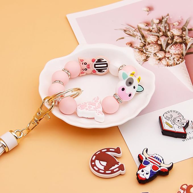 40 PCS Silicone Focal Beads for Pens Cute Animal DIY Pens Making Kit Beads Charms Bulk Assorted Shaped Silicone Beads Charms for Keychain Making Bracelet Necklace Handmade Crafts(Animal)