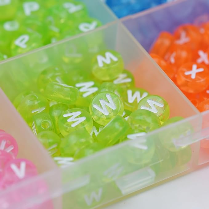 1450Pcs Colorful Clear Letter Beads Acrylic 4x7mm Round, Alphabet A-Z (Extra for Vowel Letter) and White Heart Beads for Bracelets Necklaces Jewelry Making (Clear, 4x7mm)