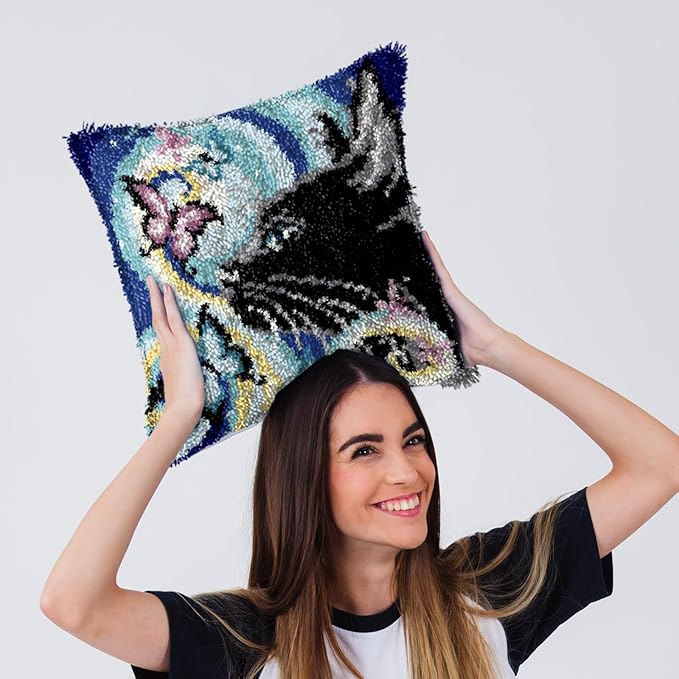DL-YTG Latch Hook Kits Pillow Black Cat Left Crochet Yarn Cushion Colour Pre-Printed Canvas Rug Needlework DIY Pillowcase Hook and Latch Kit Christmas Home Crafts Sofa Decoration 42x42cm/16X16inch
