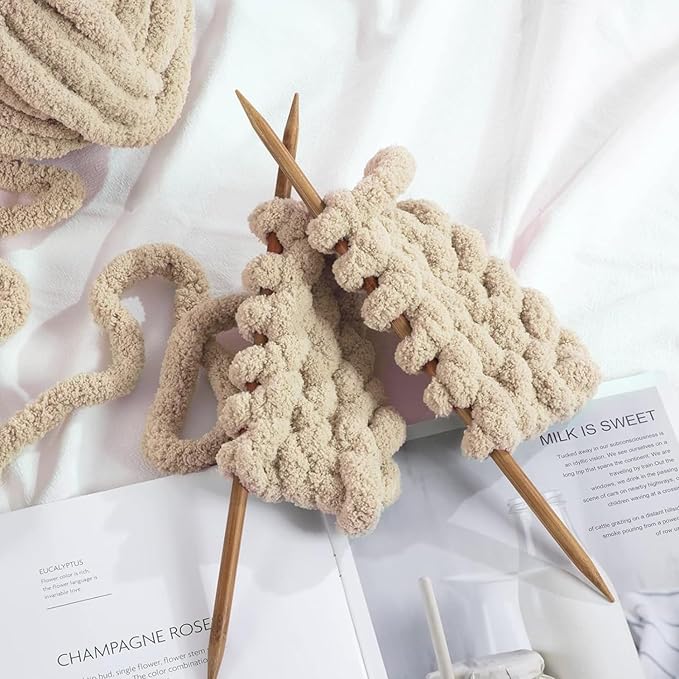 Super Soft Chunky Chenille Yarn – 8 Skeins × 8 oz (25 Yards Each) Jumbo Bulky Yarn for Crochet & Hand Knitting Blankets, Sweaters, Cushions, DIY Projects (Grey)