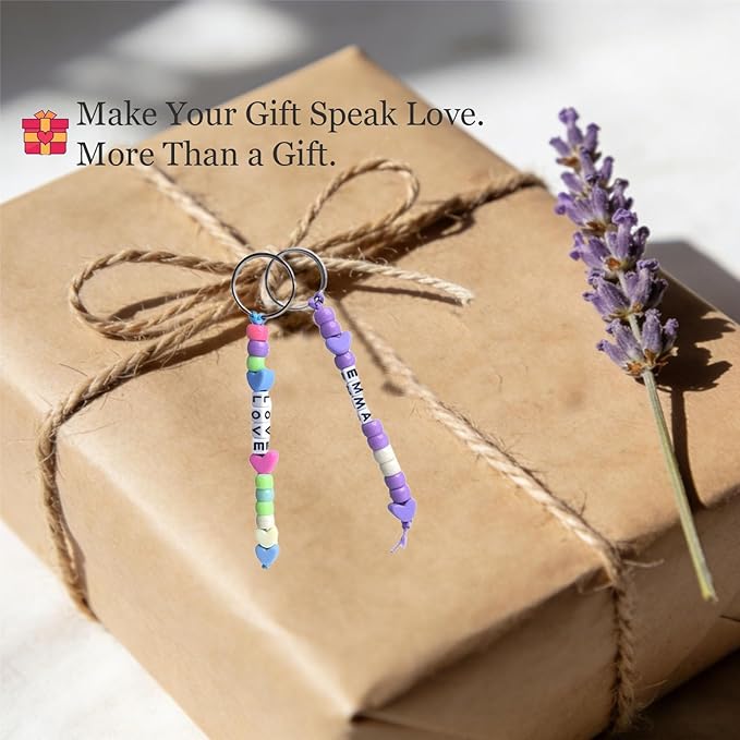 EMYNBO Bead Keychain Making Kit for Adults – 568Pcs Letter Beads Alphabet Beads for Personalized Message, DIY Keychain Kit with Charms,Creative Craft Project for Handmade Gifts