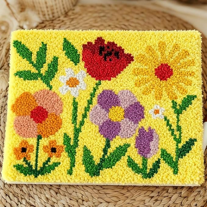 ORIGACH Simple Wildflower Latch Hook Rug Kit for Adults Printed Rug Making Kit Handmade Carpet Tapestry Cover with Hook Latch and Preprinted Canvas, Home Arts Crafts Sofa Decor, 20.5x15inch