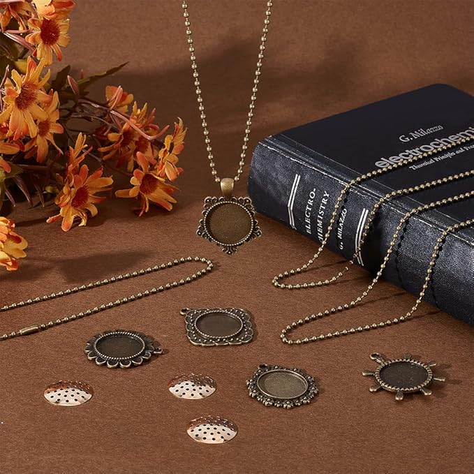 FREEBLOSS 10 Set Round Bezel Pendant Trays Necklace Blank Pendant Frame for Embroidery Vintage Tray Charm DIY Jewelry Making Kit for Necklace DIY Embroidery Necklaces Needlepoint