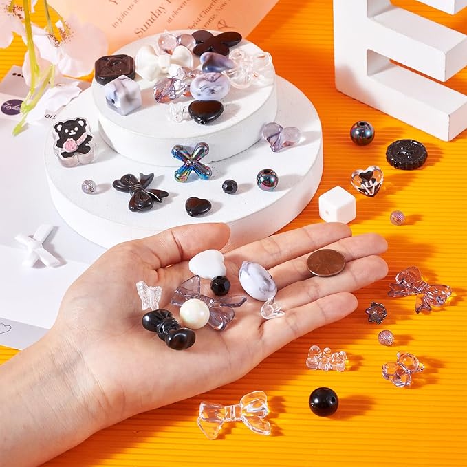 FASHEWELRY 1 Bag Cute Acrylic Beads Bulk Assorted Black Acrylic Beads Kawaii Aesthetic Bead Heart Bow Bear Bead Gothic Clear Pony Beading for Bracelets Necklace Making