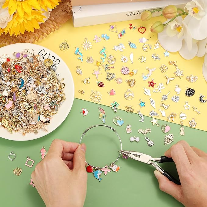 Acejoz 600Pcs Charms for Jewelry Making, Assorted Wholesale Mixed Metal Earring Bangle Bulk Charms for DIY Necklace Bracelet Jewelry Making and Crafting