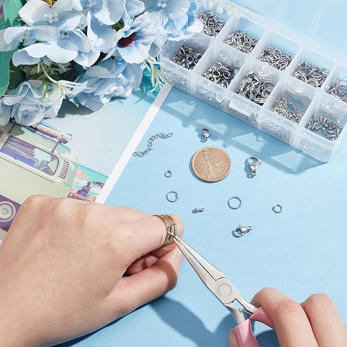 PH PandaHall 830pcs Jewelry Making Findings Stainless Steel, 680pcs 5 Styles Jump Rings 90pcs 3 Styles Lobster Claw Clasps 30pcs 40mm Extender Chains 30pcs Chain Drop for DIY Bracelet Necklace