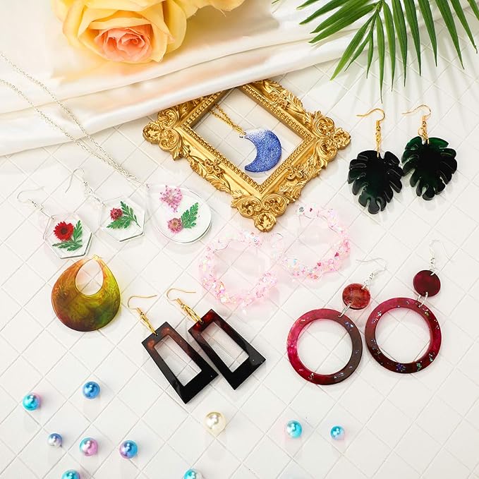 Patelai 4 Pcs Resin Earring Molds Irregular Shaped Earrings Silicone Mold for Epoxy Resin Dangle Drop Jewelry Making Kit for Women DIY Crafts Necklace Pendants Keychain(Geometric)