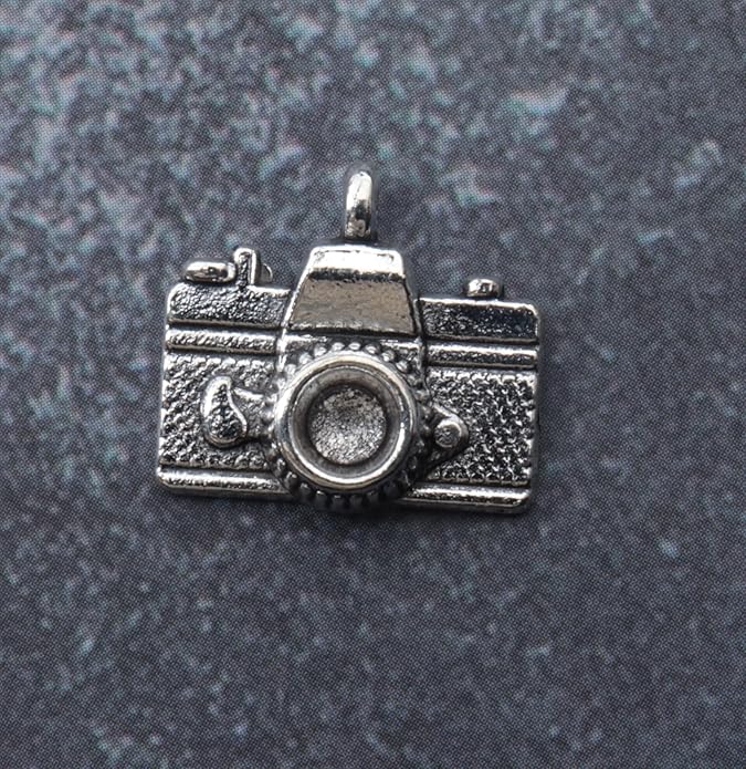 50 Pcs Camera Charms Silver Gold Mini Cute Metal Beading Jewelry Making Kit for DIY Crafting Christmas Gift Idea Necklace Bracelet Earring Keychain Making Supplies Accessories (Silver-1)