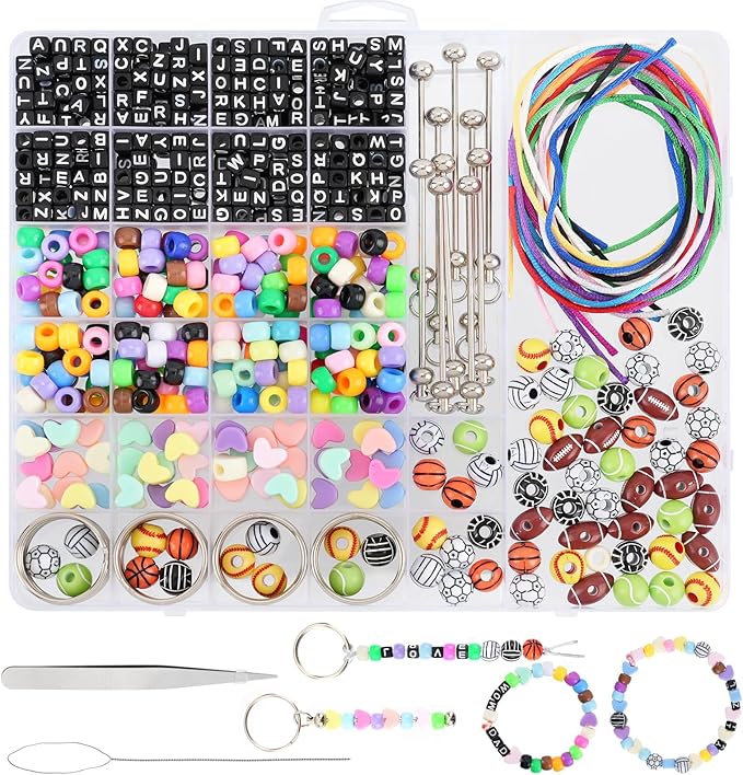 wobiogho 675 pcs diy keychain making kit with letter beads & heart beads, personalized beaded key rings and accessories for bracelets, necklaces, backpacks & gifts