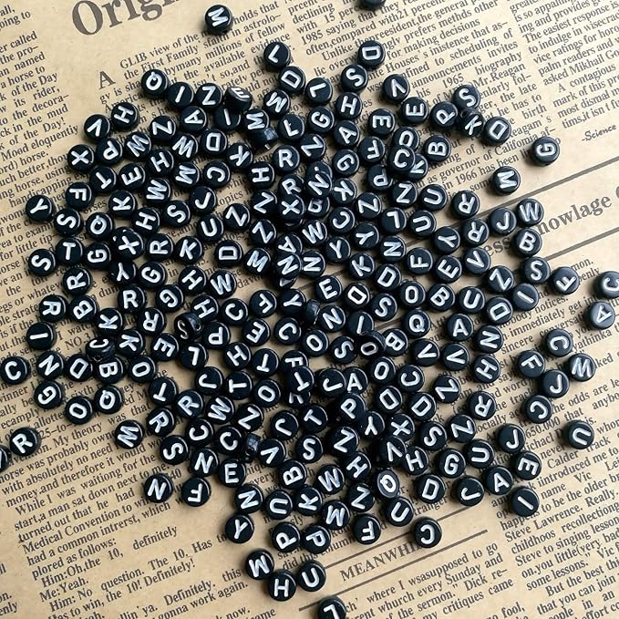 Amaney 1200pcs 7×4mm Black Round Acrylic Alphabet Letter Beads for Jewelry Making Bracelets Necklaces Key Chains Each Letter Included