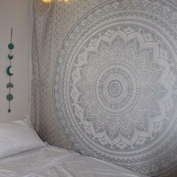popular handicrafts tapestry wall hanging hippie ombre mandala bohemian hippy intricate metallic shine indian tapestries bedspread 90 x 108 inches (230cm x 270cm) silver