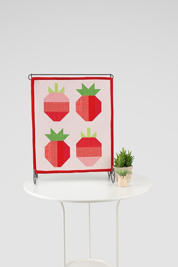 Riley Blake Tabletop Banners of The Month Quilt Projects, Designs for Every Season, for Quilting, Apparel, Crafting, and Home Decor (June)