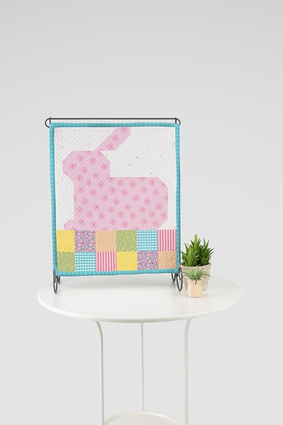Riley Blake Tabletop Banners of The Month Quilt Projects, Designs for Every Season, for Quilting, Apparel, Crafting, and Home Decor (April)