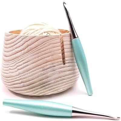 Furls Crochet Hook, Odyssey Mint Green, Nickel Plated Tip for Effortless Glide, Ergonomic Handle Crochet Hooks 7" (L - 7.0MM)