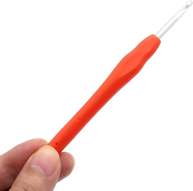 6Pcs 4.5mm Aluminum Soft Grip Rubber Ergonomic Handle Crochet Hook Knitting Needles US Size 7 for DIY Yarn Craft,Nice Gift for Women Adults Kids Children Beginners (Red)