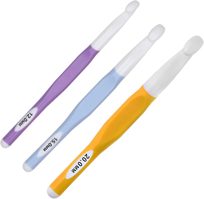 Long Crochet Hooks 3 pcs Large Sizes Crochet Needles QLRFFLJOY 12mm 15mm 20mm Rubber Handle Crochet Hook Set DIY Yarn Weaving Tools for Knitting Blankets, Shawl and Carpets