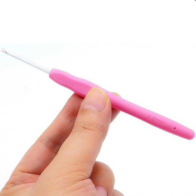 6Pcs 3mm Aluminum Soft Grip Rubber Ergonomic Handle Crochet Hook Knitting Needles US Size D (Size 3) for DIY Yarn Craft,Nice Gift for Women Adults Kids Children Beginners (Pink)