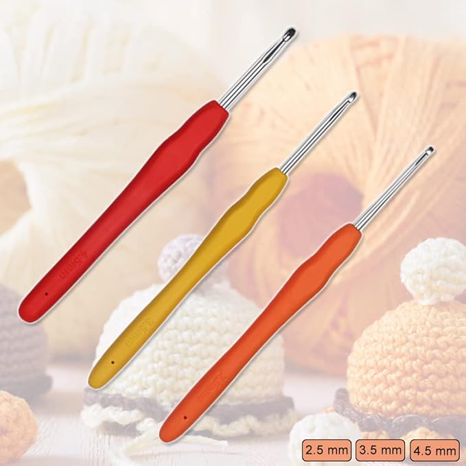 Crochet Hooks 2.5mm 3.5mm 4.5mm Crochet Needles QLRFFLJOY 3 pcs Crochet Hook Set DIY Yarn Weaving Tools for Knitting Gloves, Shoes, Bags, Hats, Socks, Scarf