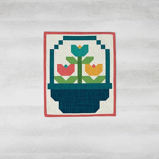 Riley Blake Tabletop Banners of The Month Quilt Projects, Designs for Every Season, for Quilting, Apparel, Crafting, and Home Decor (May)