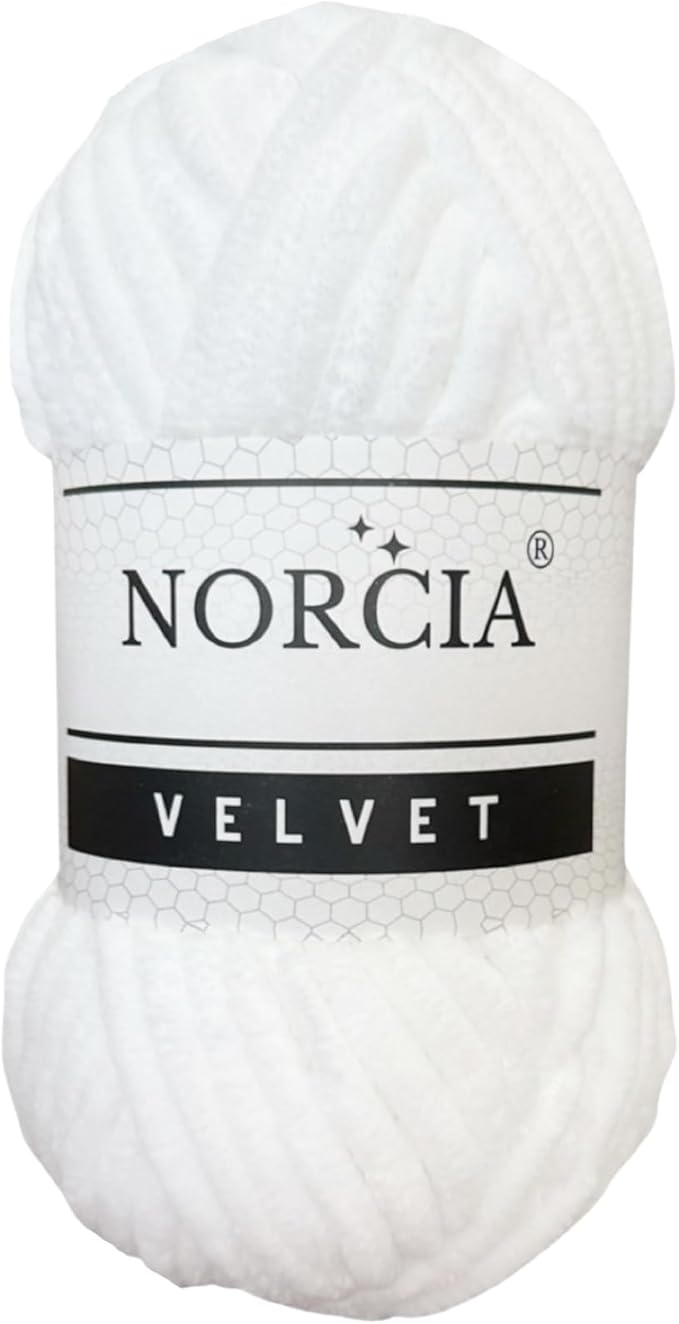 Soft Velvet Yarn Chenille Yarn for Crocheting Super Bulky (100g-3.50oz) (68m-74.3 yds) Baby Blanket Yarn for Knitting Amigurumi Yarn for Crochet Weaving Craft (White, 1 Skein)
