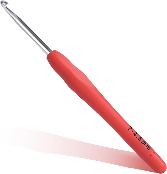 4.5mm Crochet Hook, Ergonomic Crochet Hook, Smooth and Extra Long  Knitting Needles, with Soft Rubber Ergonomic Handle and Aluminum Tip, Perfect Beginner and Arthritic Crochet Hooks (4.5 mm)