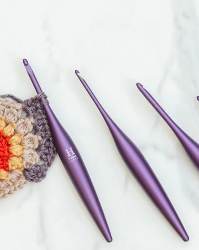 Furls Crochet Hook, Limited Edition Grape Streamline Metal, Ergonomic Handle Crochet Hooks 7" (Matte, G - 4.00MM)