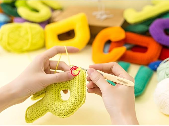 60PCS Metal Stitch Markers,Crochet Knitting Stitch Markers Yarn Row Stitch Counter with Case
