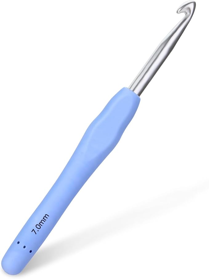 Crochet Hook, 7.0 mm Ergonomic Crochet Hook, Crochet Needles, Ergonomic Handle Crochet Hooks, Knitting Needles with Soft Handle Beginners and Experienced Hobbyists (7.0 mm)