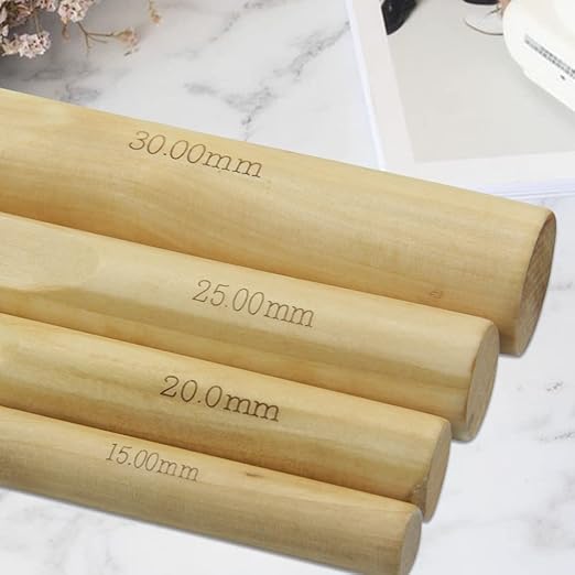 4 PCS Natural Big Wood Crochet-15/20/25/30mm of 4 Wooden Crochet Hooks Used to Crochet Thick Blankets and Huge Crochet Hooks for Large Projects