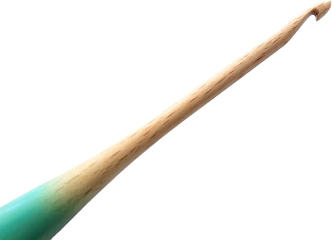 mindfulknits Premium Ergonomic Beech Wood Crochet Hook – Size US 7, 4.5mm – 15cm Length – Wooden Crochet Hook - Knitting & Crochet Supplies for Crafting Relaxation & Stress Relief (4.5mm)