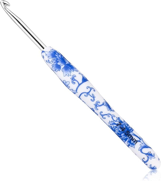BCMRUN 4.5 mm(7) Crochet Hook, Ergonomic Handle for Arthritic Hands, Soft Rubber Grip Extra Long  Knitting Needles for Beginners and Knitting Crocheting Yarn (4.5mm-7)