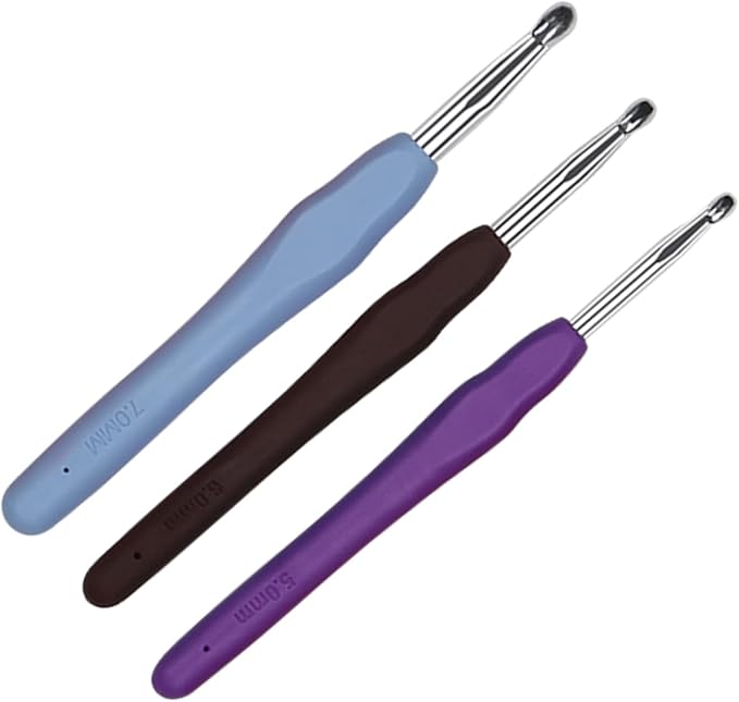 Crochet Hooks 5.0mm 6.0mm 7.0mm Crochet Needles QLRFFLJOY 3 pcs Crochet Hook Set DIY Yarn Weaving Tools for Knitting Gloves, Shoes, Bags, Hats, Socks, Scarf