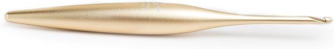 Furls Crochet Hook, Gold Streamline Metal Matte Finish & Polished, Ergonomic Handle Crochet Hooks 7" (Matte, I - 5.50MM)