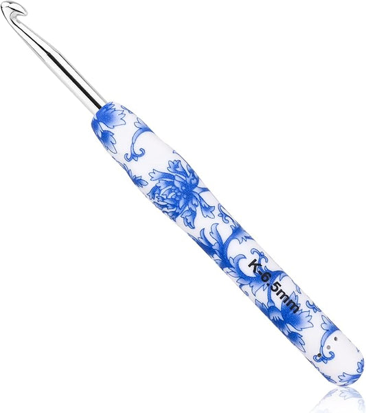 BCMRUN 6.5 mm(K) Large Crochet Hook, Ergonomic Grip Soft Handles Crochet Hook for Arthritic Hands, Extra Long  Knitting Needles for Beginners and Crocheting Yarn (6.5mm-K)