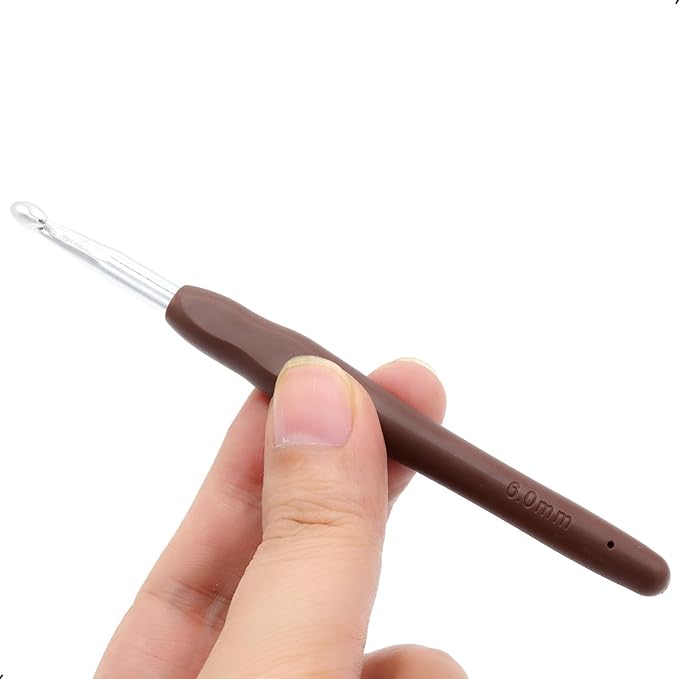 6Pcs 6mm Aluminum Soft Grip Rubber Ergonomic Handle Crochet Hook Knitting Needles US Size J (Size 10) for DIY Yarn Craft,Nice Gift for Women Adults Kids Children Beginners (Brown)