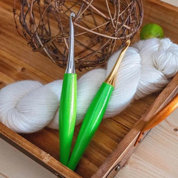 Furls Crochet Hook, Odyssey Lime, Nickel Plated Tip for Effortless Glide, Ergonomic Handle Crochet Hooks 7" (Odyssey - Green Lime, L - 7.00MM)