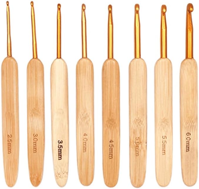 8PCS 2.5 to 6MM Navajo White Bamboo Handle Crochet Hook Set Wooden Handle Knitting Hooks with Gold Head Aluminum Braiding Knitting Needles Sets for Making Sewing Blankets Yarn Crafts
