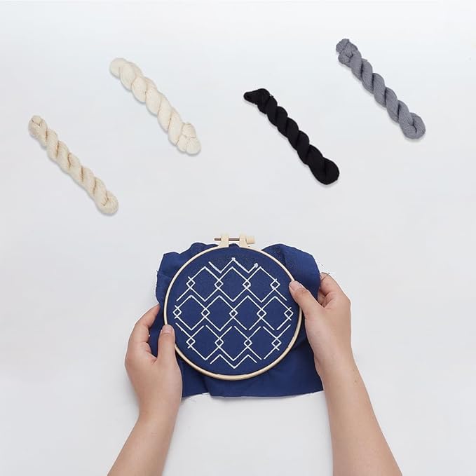 FREEBLOSS 4 Pcs Sashiko Thread in 4 Colors Sashiko Skein 4 * 100 M Pure Cotton Embroidery Thread Japanese Sashiko Threads Basic Colors Quilting & Embroidery Floss Supplies