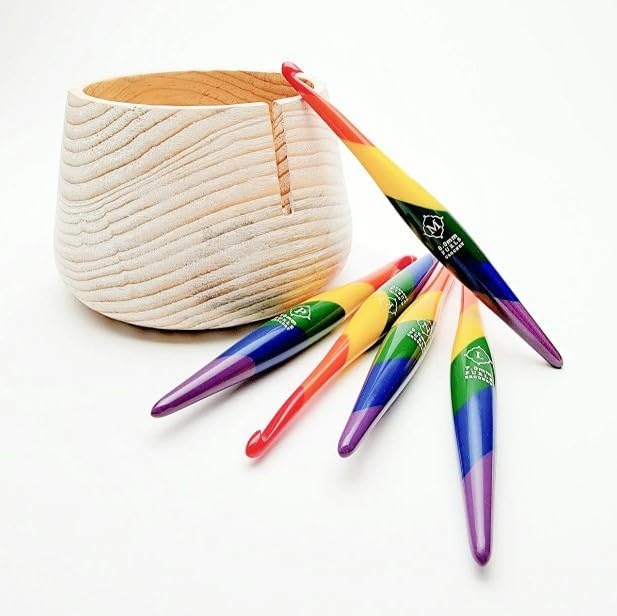 Furls Crochet Hook, Pride Rainbow Streamline Swirl, Ergonomic Handle Crochet Hooks 7" (Pride Rainbow Streamline, (G+) 4.50MM)
