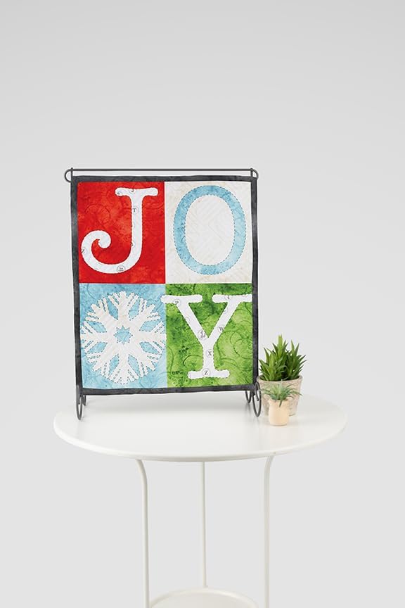 Riley Blake Tabletop Banners of The Month Quilt Projects, Designs for Every Season, for Quilting, Apparel, Crafting, and Home Decor (December)