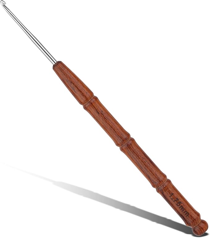 Wuadua 1.75mm Crochet Hook, Ergonomic Crochet Hooks with Wooden Handle, Crochet Needle for Arthritic, Ideal for Lace Thread, Micro Crochet Hooks Perfect for Miniature Delicate Items