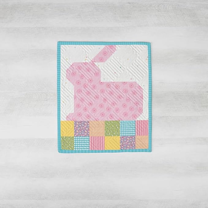 Riley Blake Tabletop Banners of The Month Quilt Projects, Designs for Every Season, for Quilting, Apparel, Crafting, and Home Decor (April)