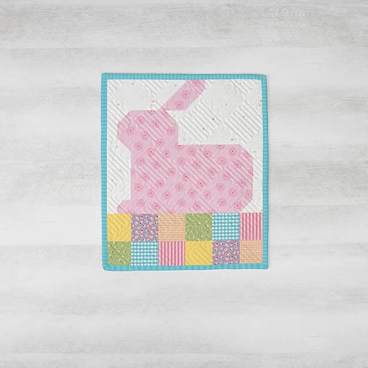 Riley Blake Tabletop Banners of The Month Quilt Projects, Designs for Every Season, for Quilting, Apparel, Crafting, and Home Decor (April)