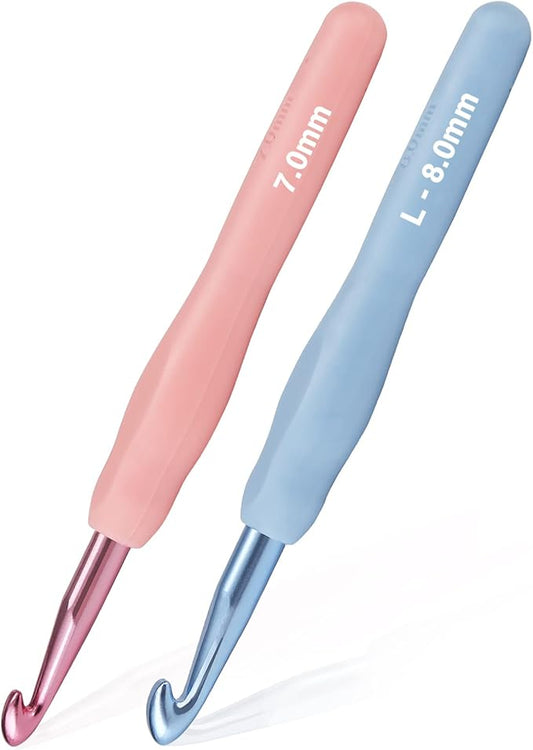 YOJOB 2Pack Size 7.0mm, L / 8.0mm Crochet Hooks, Super Smooth & Ergonomic for Beginner and Advanced (7.0mm, 8.0mm)