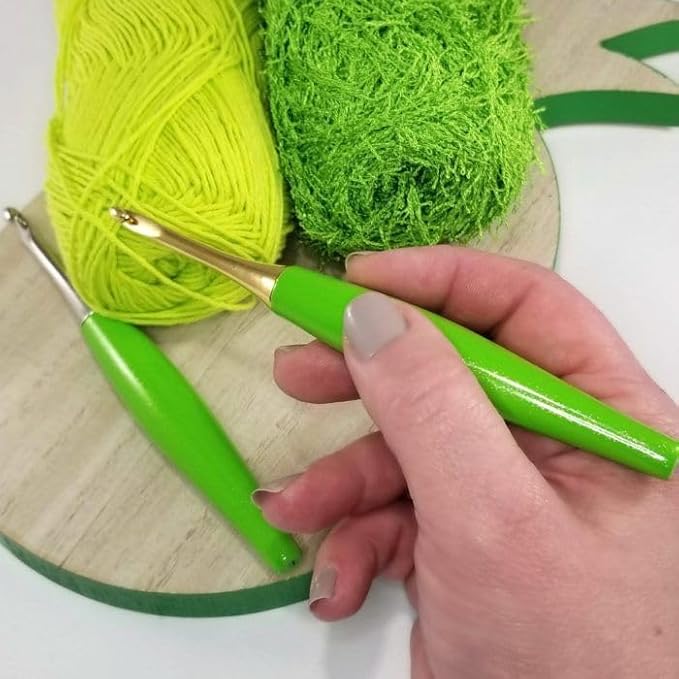 Furls Crochet Hook, Odyssey Lime, Nickel Plated Tip for Effortless Glide, Ergonomic Handle Crochet Hooks 7" (Odyssey - Green Lime, K - 6.50MM)