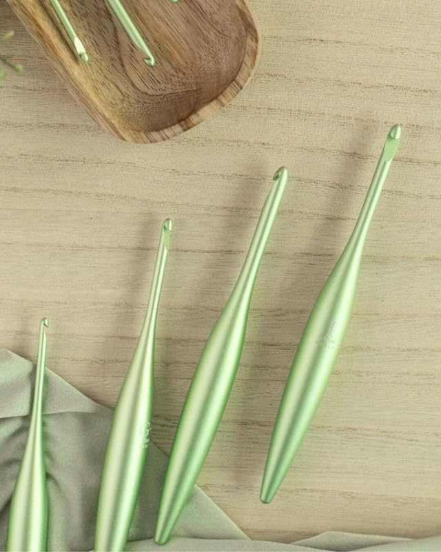 Furls Crochet Hook, Limited Edition Matte Pistachio Streamline Metal, Ergonomic Handle Crochet Hooks 7" (Matte, H - 5.00MM)