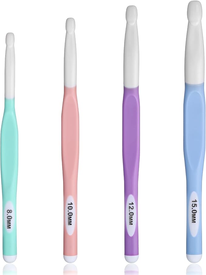 Yuomeaz Large Crochet Hooks Set, 8mm/10mm/12mm/15mm Crochet Hooks, Ergonomic Crochets Knitting Needles with Rubber Handle for DIY Yarn Craft, Beginners, Women, Adults