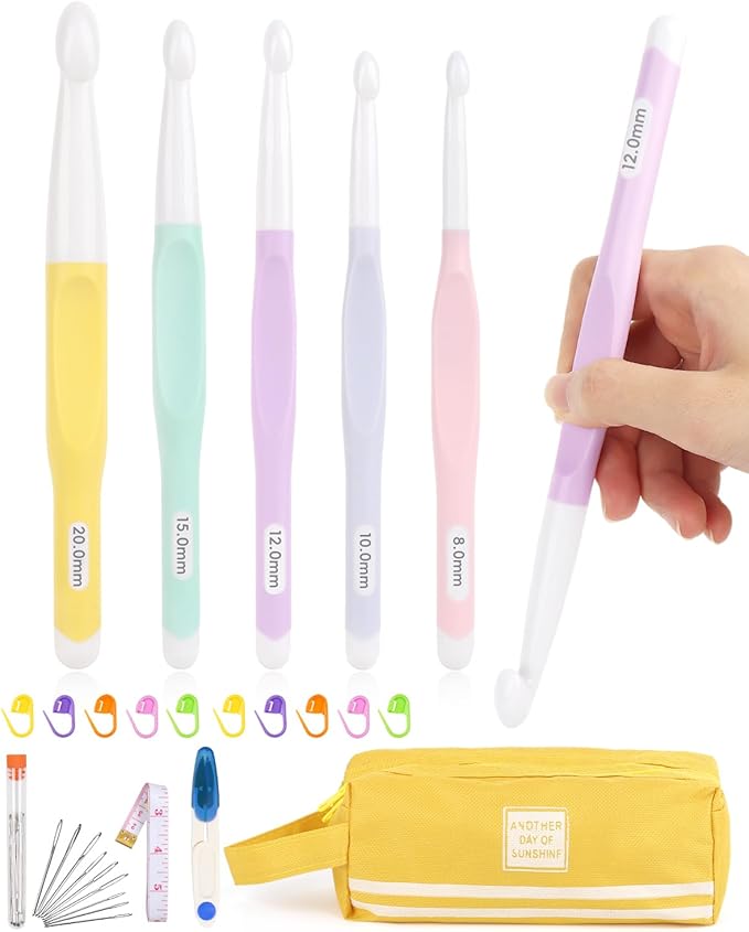 Aeelike Crochet Hooks 8mm, 10mm, 12mm,15mm, 20mm, Ergonomic Crochet Hooks Set with Large Rubber Handle Crocheting Accessories for Chunky Yarn Weaving Blanket DIY Crafts,Ideal Gift
